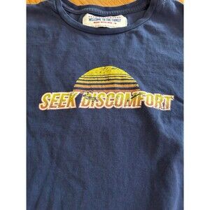 Yes Seek Discomfort Shirt - M